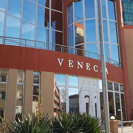 Hotel Venecia Primorsko Eksteriør bilde